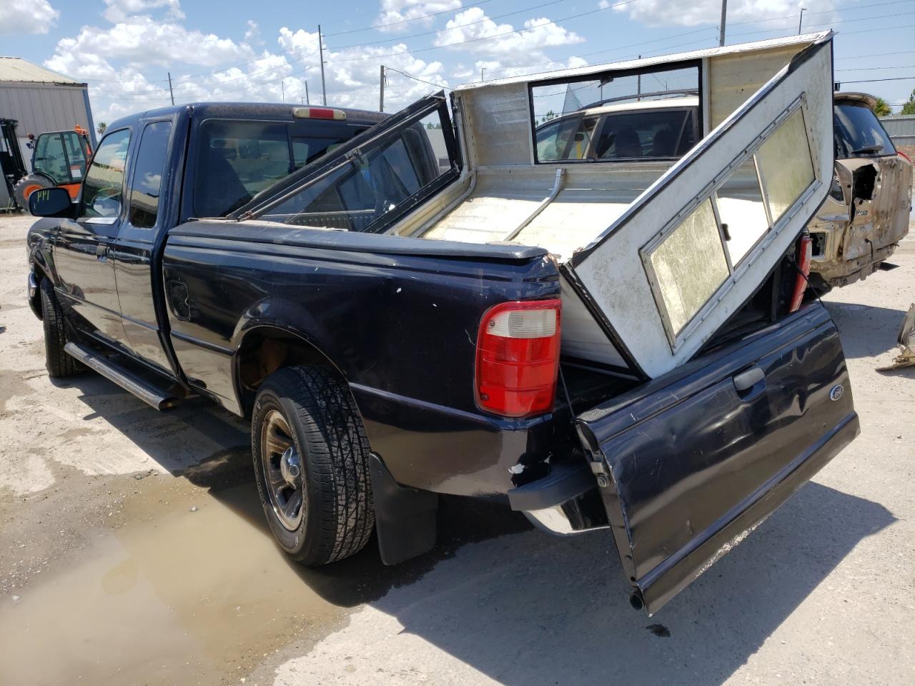Photo 3 from auction – 2002 FORD RANGER SUP with VIN 1FTYR44U72PB01365