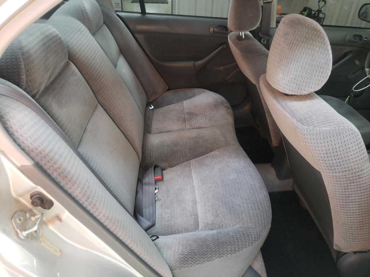 Photo 6 from auction – 2000 HONDA CIVIC BASE with VIN 2HGEJ6610YH532024