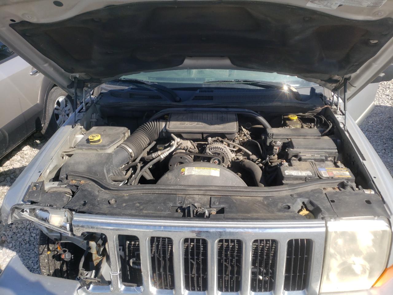 Photo 7 from auction – 2007 JEEP COMMANDER with VIN 1J8HG48K87C685815