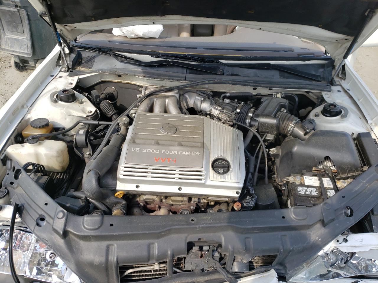 Photo 7 from auction – 1999 LEXUS ES 300 with VIN JT8BF28G1X0147912
