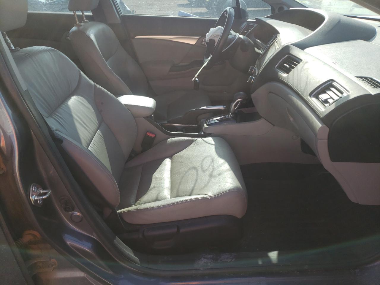 Photo 5 from auction – 2015 HONDA CIVIC EXL with VIN 2HGFB2F99FH502744
