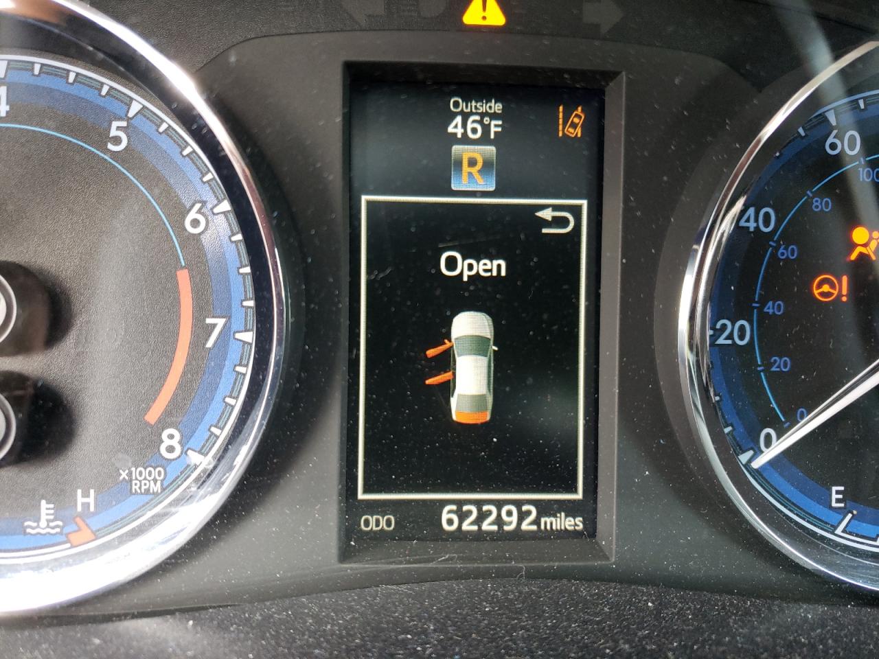 Photo 12 from auction – 2017 TOYOTA COROLLA L with VIN 2T1BURHE6HC844031