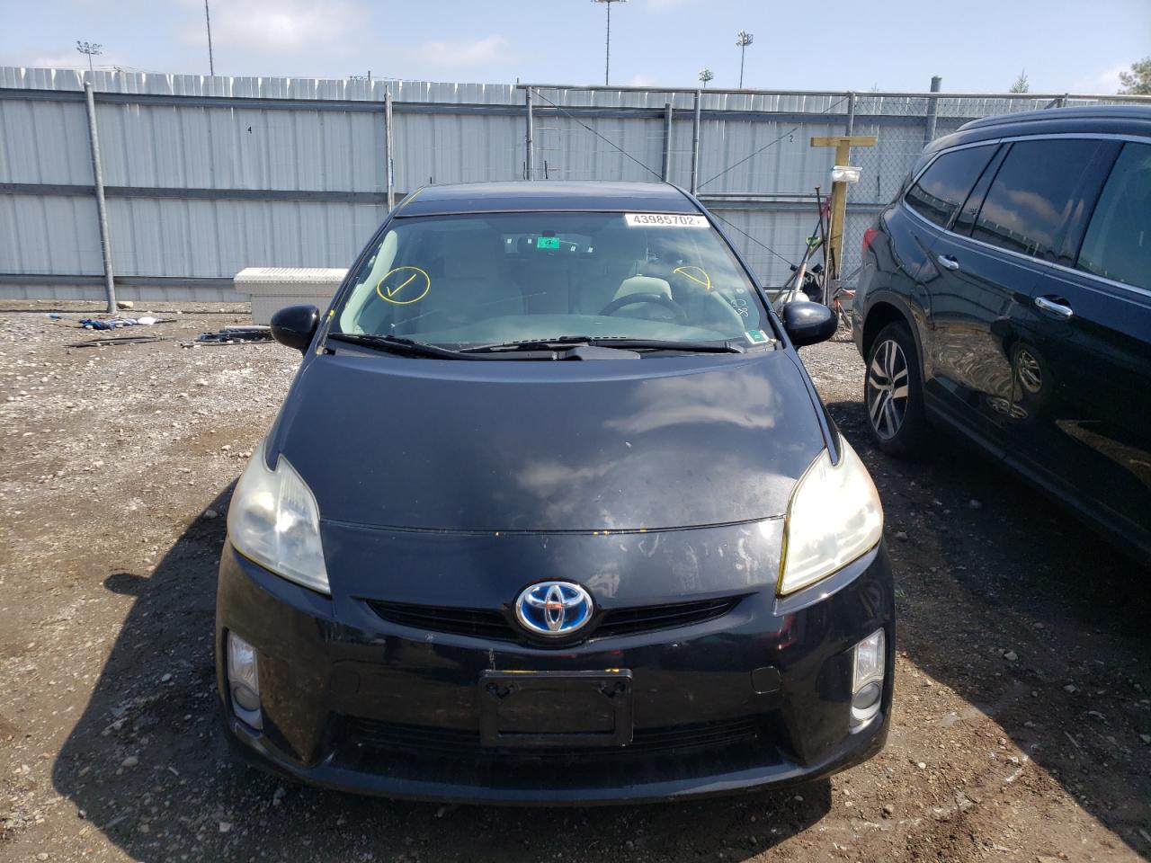 Photo 9 from auction – 2011 TOYOTA PRIUS with VIN JTDKN3DU9B5319265