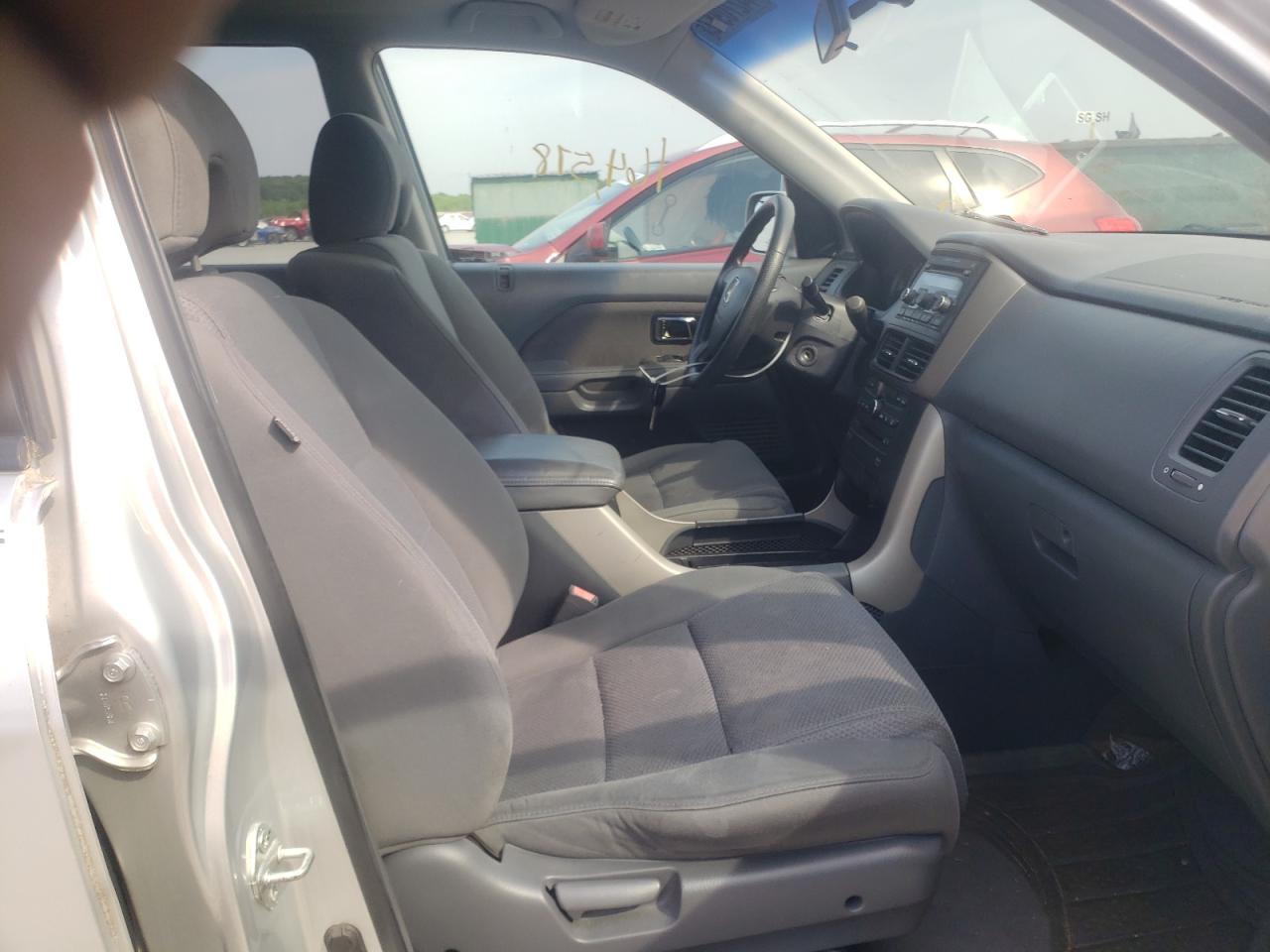 Photo 5 from auction – 2008 HONDA PILOT SE with VIN 5FNYF28348B026769