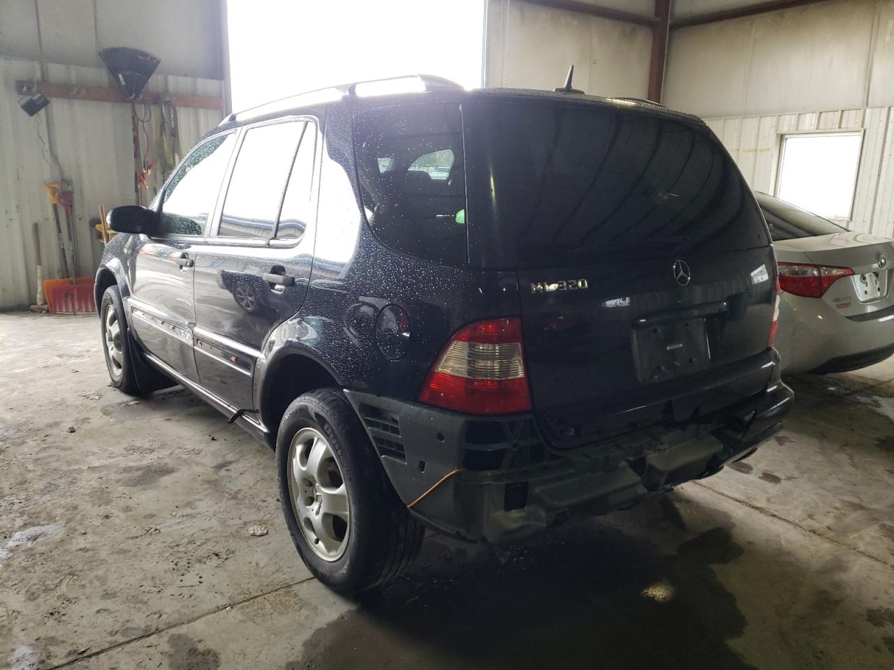 Photo 3 from auction – 2002 MERCEDES-BENZ ML 320 with VIN 4JGAB54E62A328727