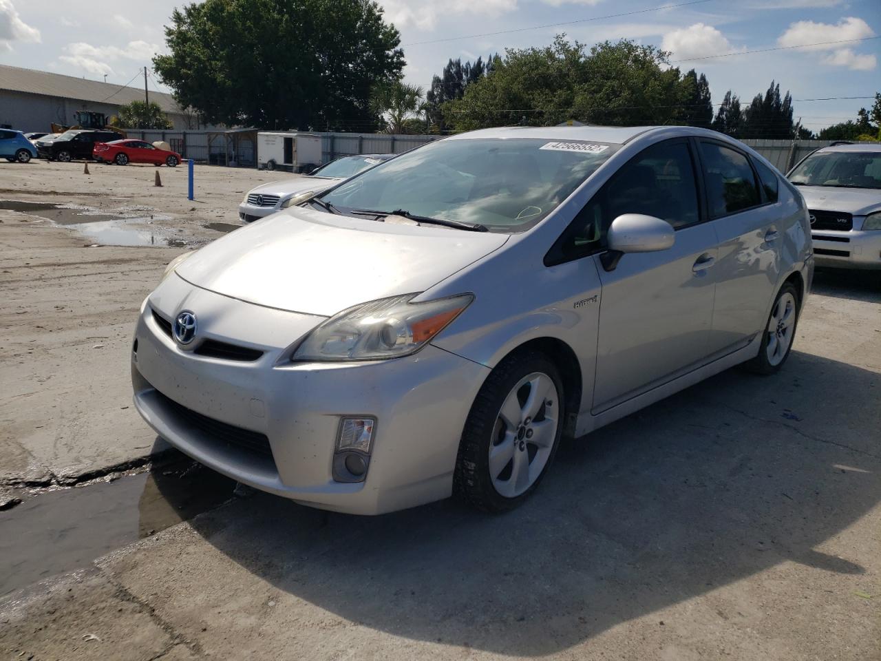 Photo 2 from auction – 2010 TOYOTA PRIUS with VIN JTDKN3DU9A0064810