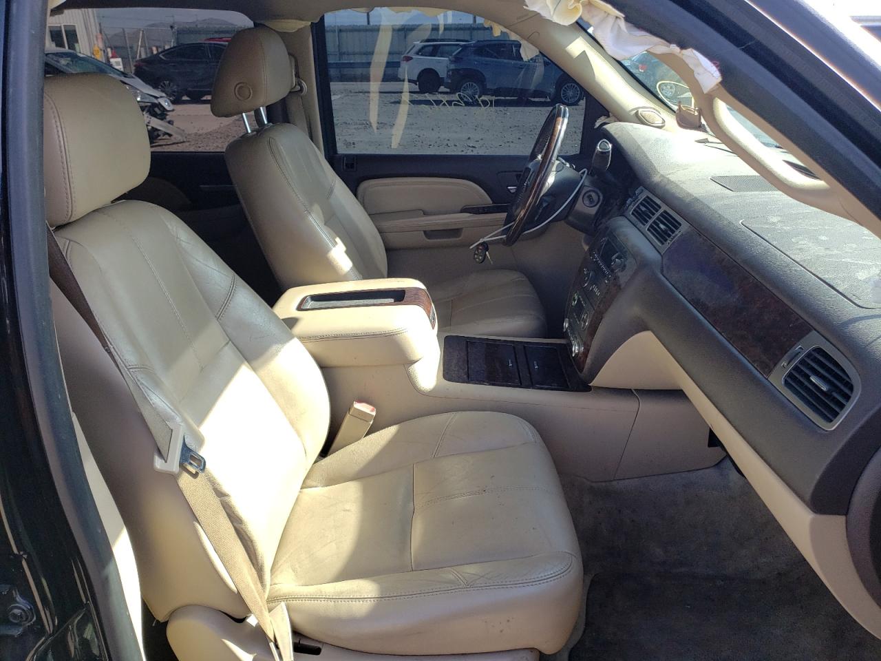Photo 5 from auction – 2007 GMC YUKON DENA with VIN 1GKFK63807J370933