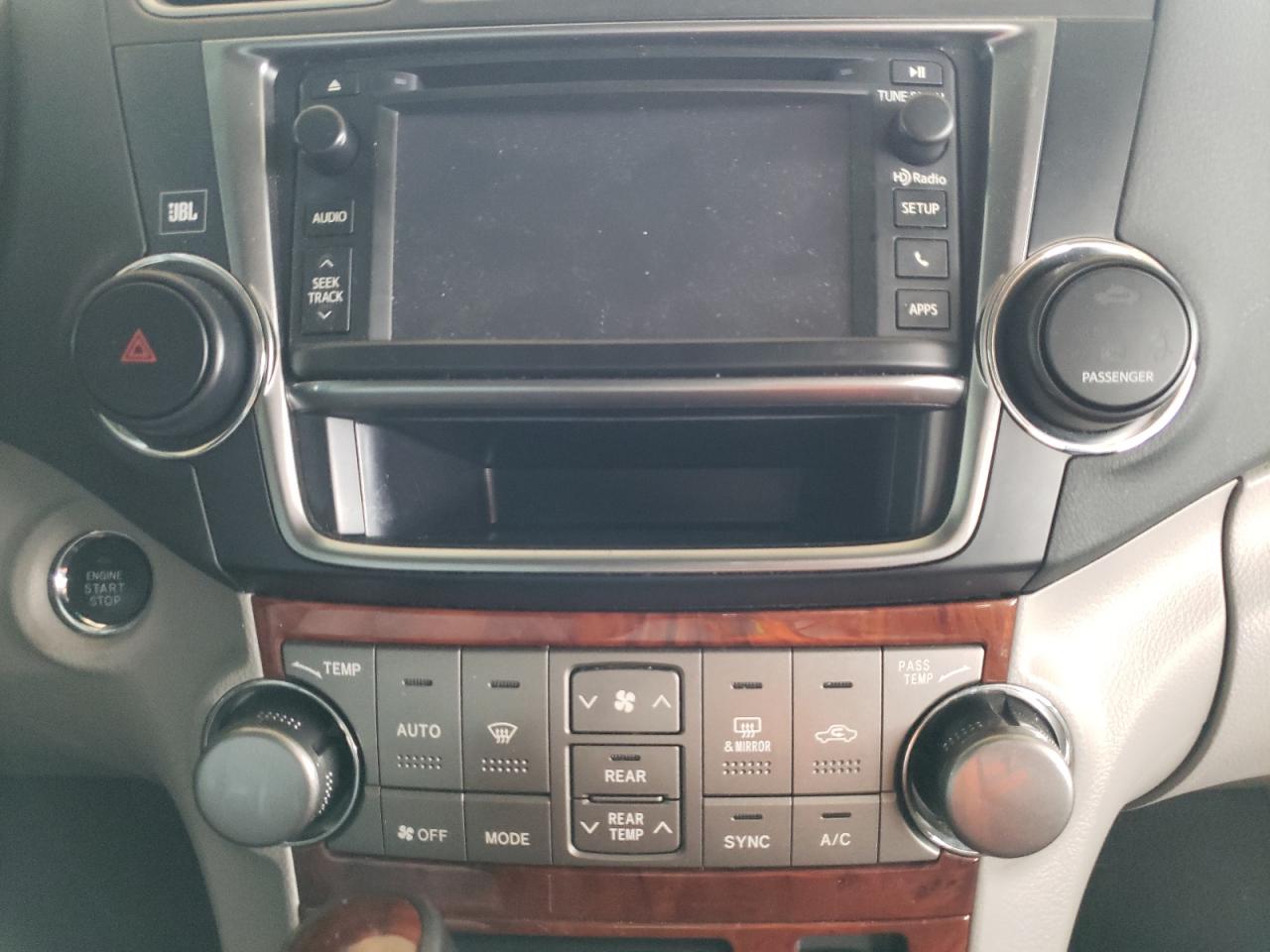Photo 9 from auction – 2013 TOYOTA HIGHLANDER with VIN 5TDYK3EH3DS097209