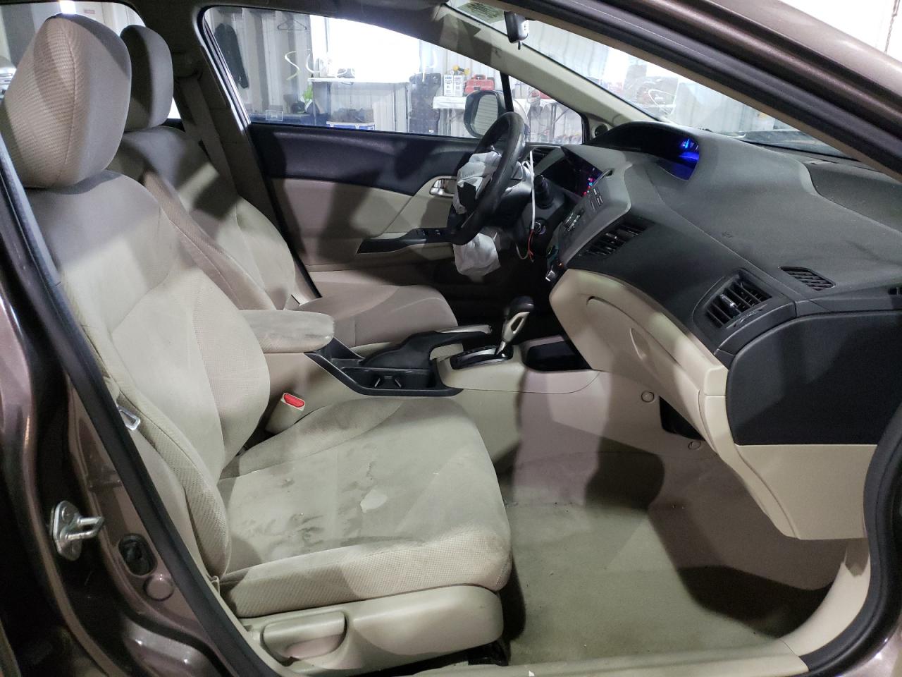 Photo 5 from auction – 2012 HONDA CIVIC EX with VIN 2HGFB2F84CH530874