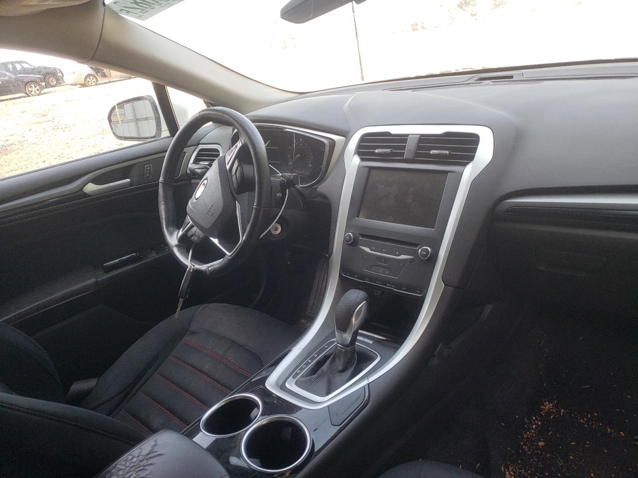 Photo 9 from auction – 2014 FORD FUSION SE with VIN 1FA6P0HD9E5357223