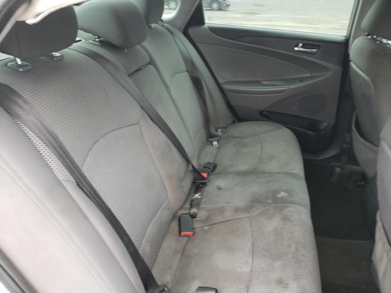 Photo 6 from auction – 2012 HYUNDAI SONATA GLS with VIN 5NPEB4AC8CH431340
