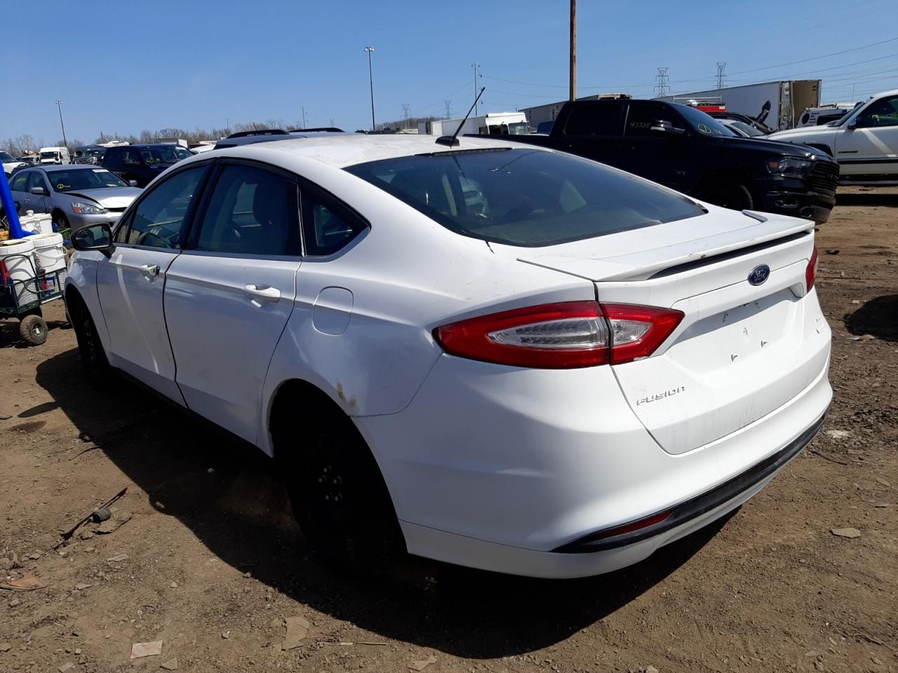 Photo 3 from auction – 2013 FORD FUSION S with VIN 3FA6P0G74DR212632