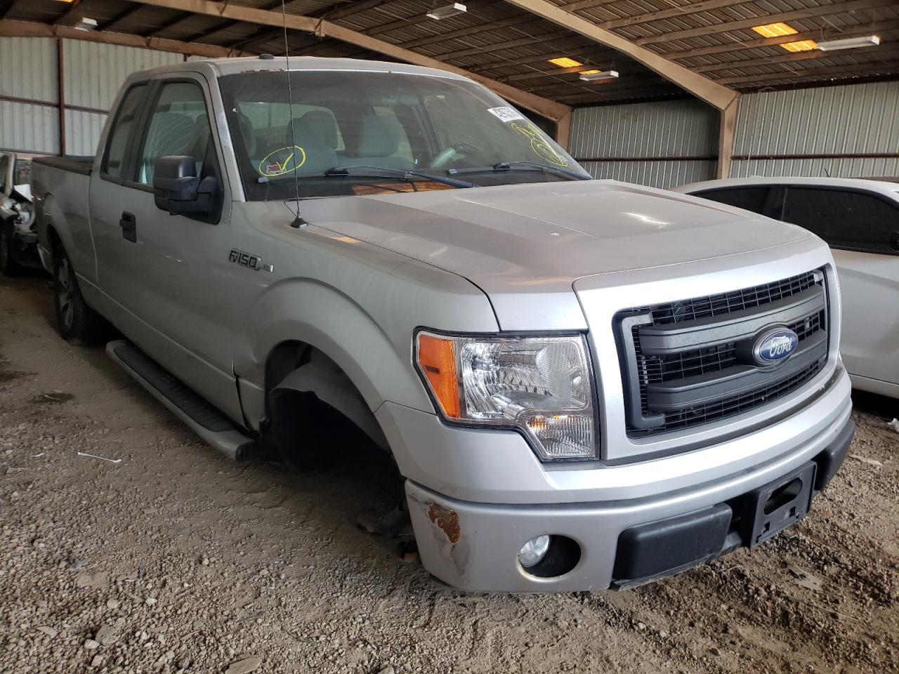 FORD F150 SUPER 2013 with VIN 1FTFX1CF4DFD67501 - Photo from auction