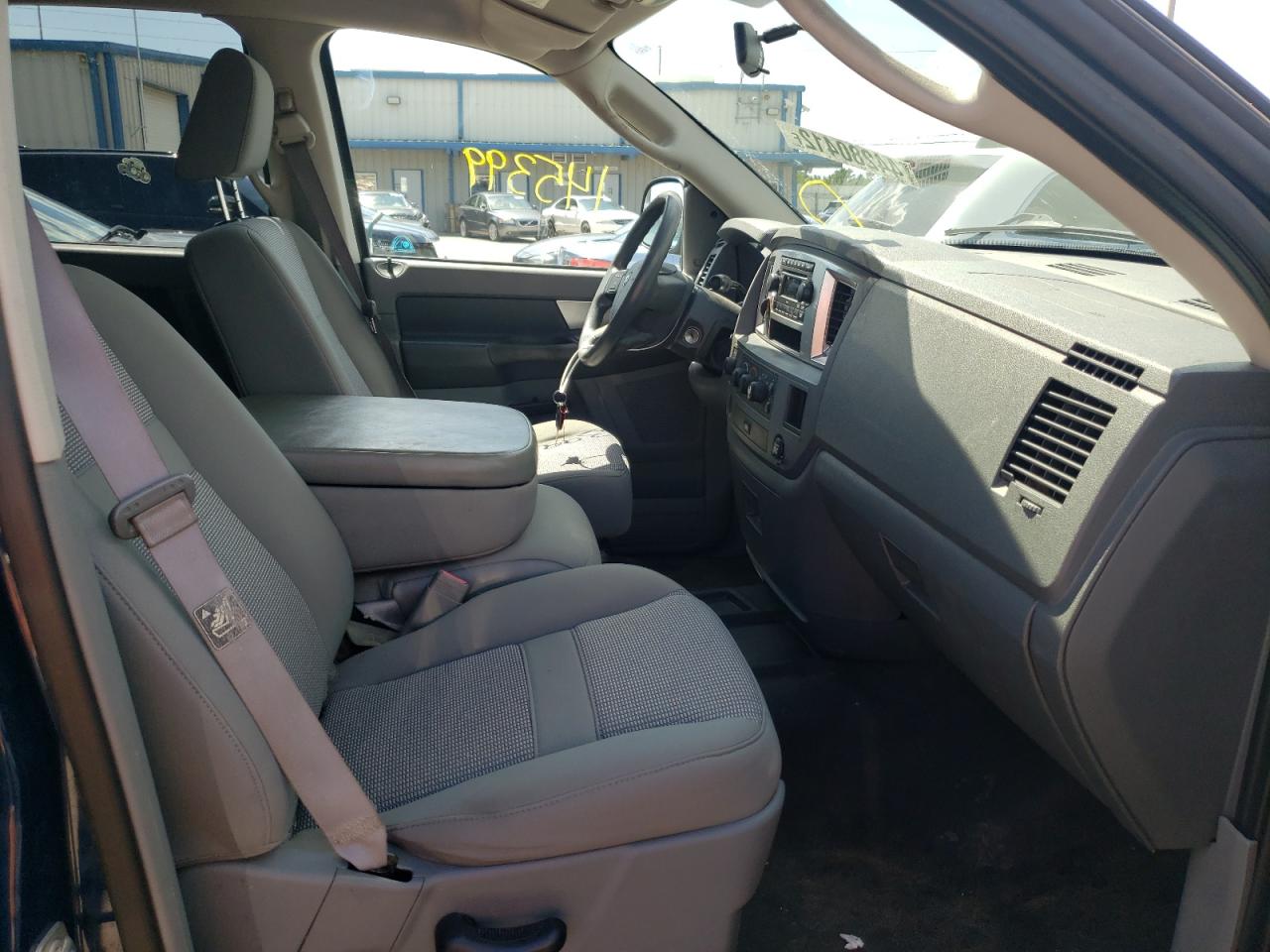 Photo 5 from auction – 2008 DODGE RAM 1500 S with VIN 1D7HU18NX8J211537
