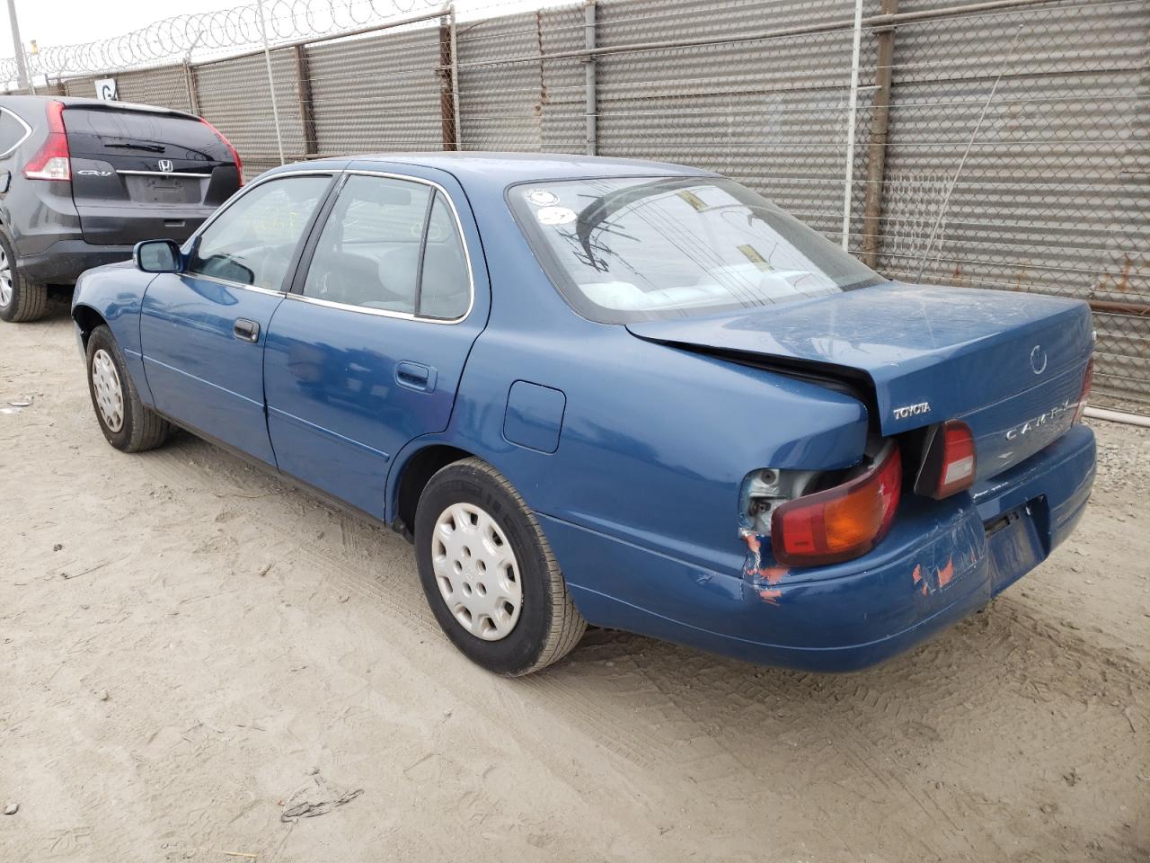 Photo 3 from auction – 1995 TOYOTA CAMRY LE with VIN JT2SK12E2S0326251