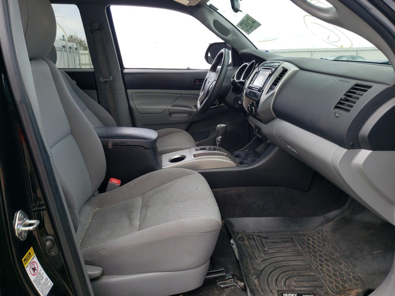 Photo 5 from auction – 2014 TOYOTA TACOMA DOU with VIN 5TFLU4EN7EX098617