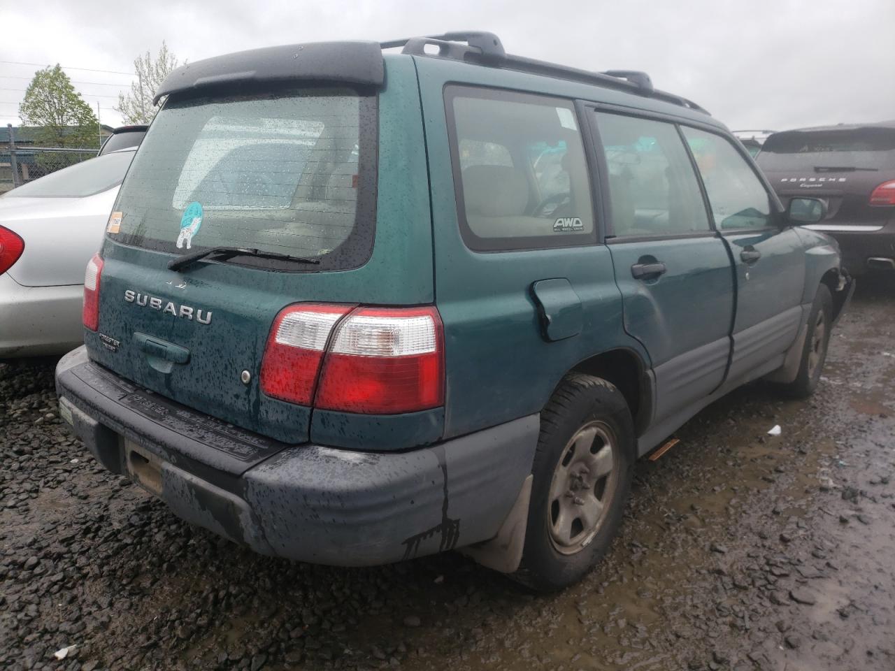 Photo 4 from auction – 2001 SUBARU FORESTER L with VIN JF1SF63541H718497