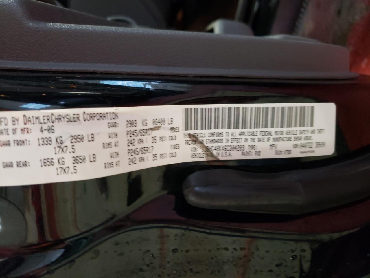 Photo 10 from auction – 2006 JEEP COMMANDER with VIN 1J8HG48K46C304203