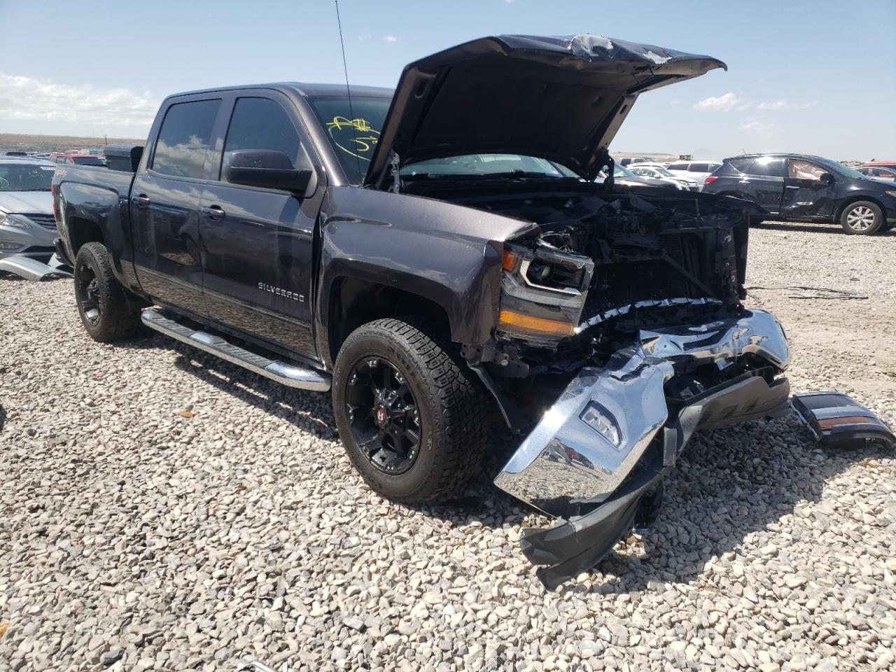 CHEVROLET SILVERADO 2016 with VIN 3GCUKREC5GG156835 - Photo from auction