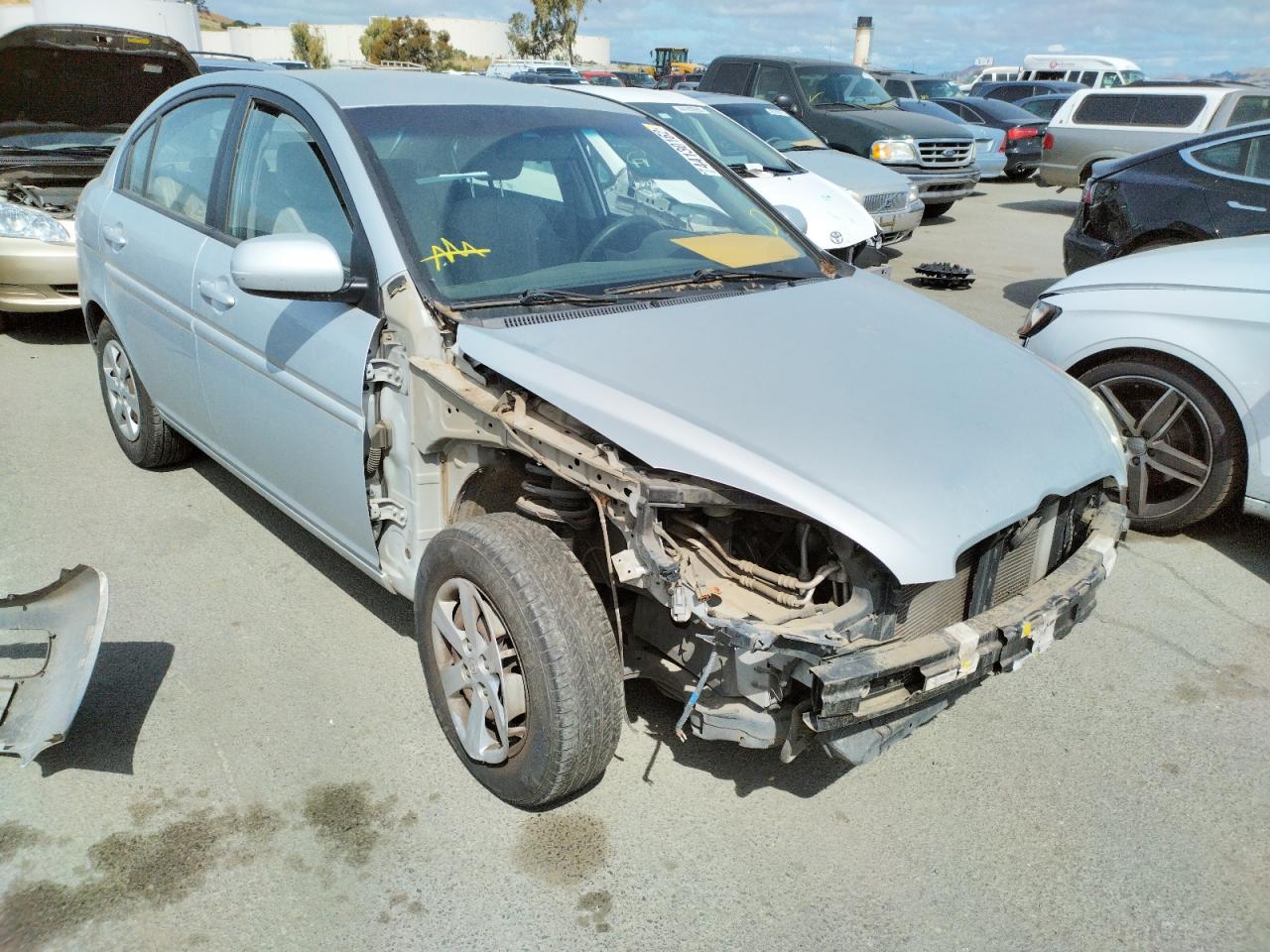 HYUNDAI ACCENT GLS 2011 with VIN KMHCN4AC1BU608065 - Photo from auction