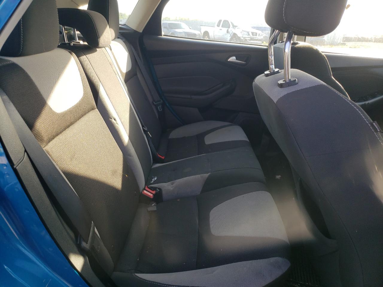 Photo 6 from auction – 2012 FORD FOCUS SE with VIN 1FAHP3K2XCL283644
