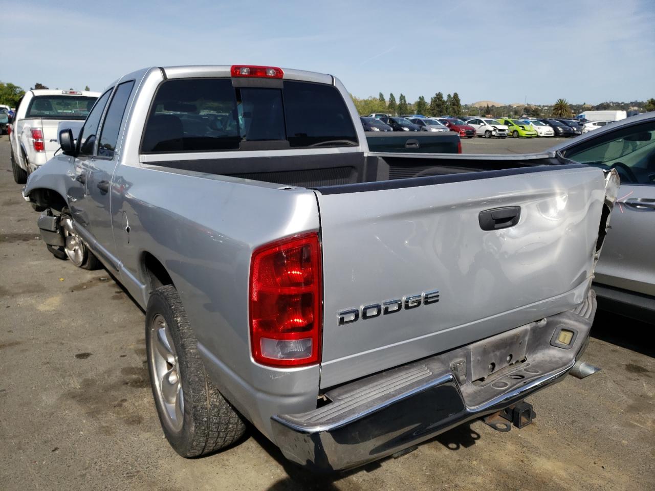 Photo 3 from auction – 2002 DODGE RAM 1500 with VIN 1B7HA18Z32J110353