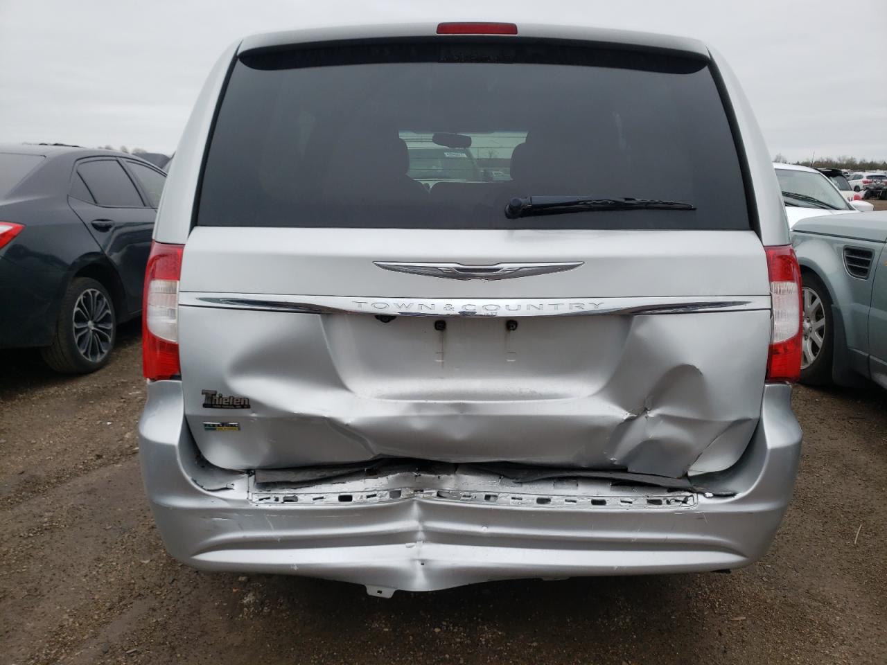 Photo 9 from auction – 2012 CHRYSLER TOWN & COU with VIN 2C4RC1BG5CR222736