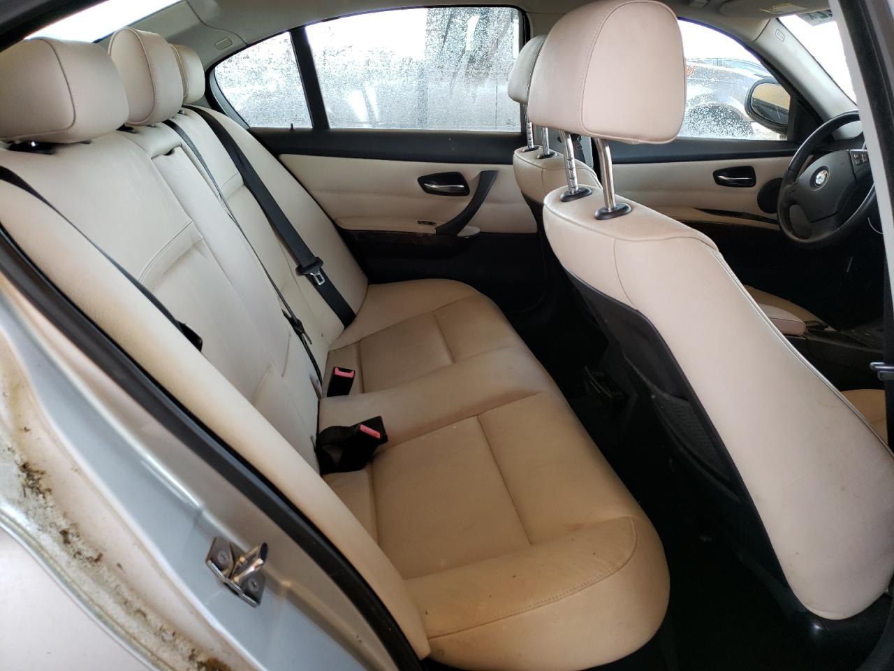 Photo 6 from auction – 2009 BMW 328 I with VIN WBAPH77579NL83837