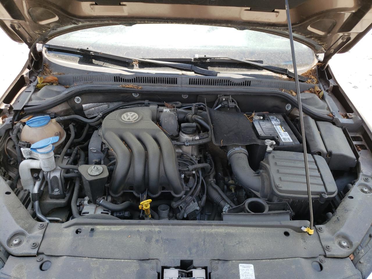 Photo 7 from auction – 2015 VOLKSWAGEN JETTA BASE with VIN 3VW2K7AJ7FM345919
