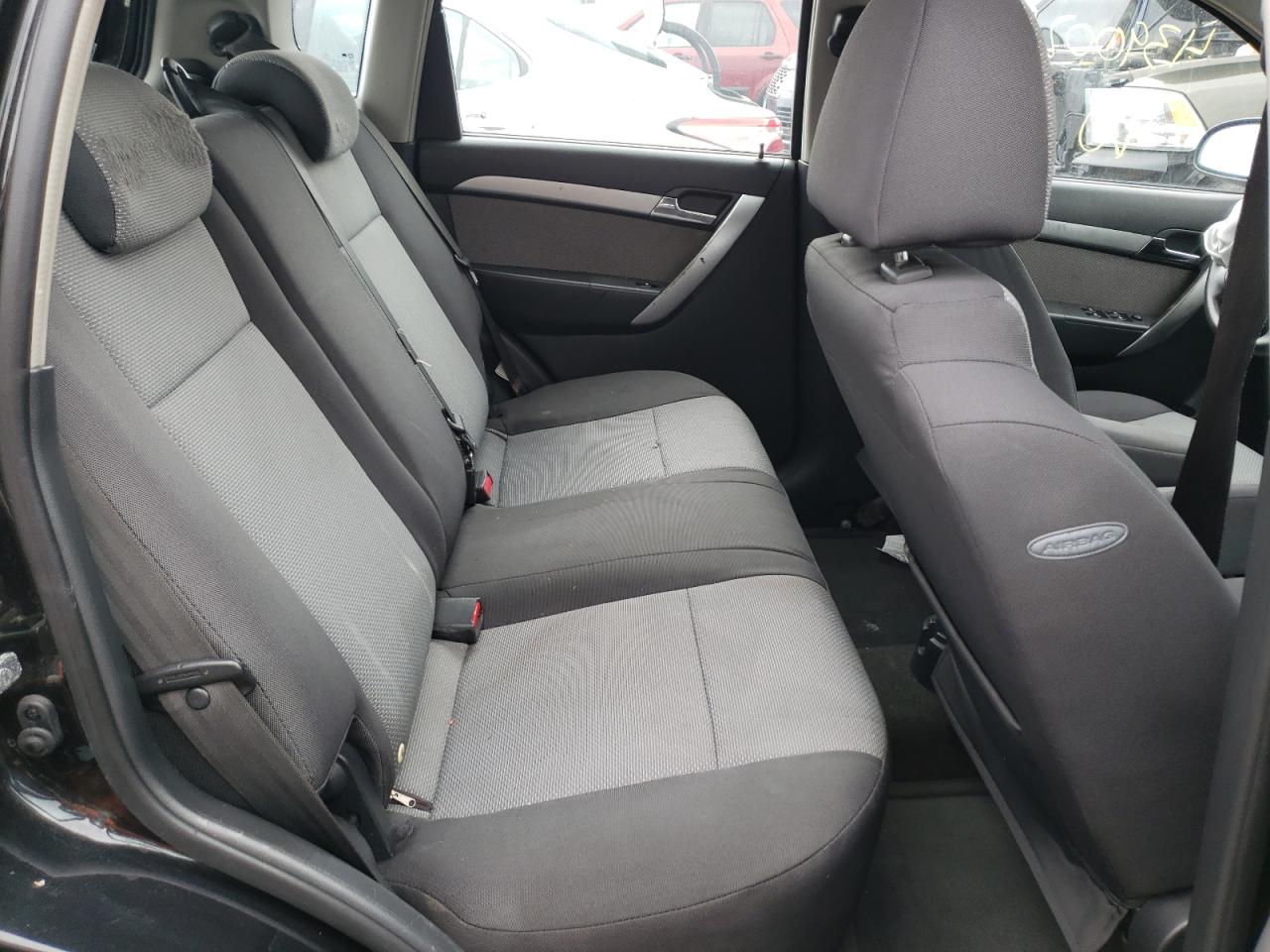 Photo 6 from auction – 2010 CHEVROLET AVEO LS with VIN KL1TD6DE9AB048085