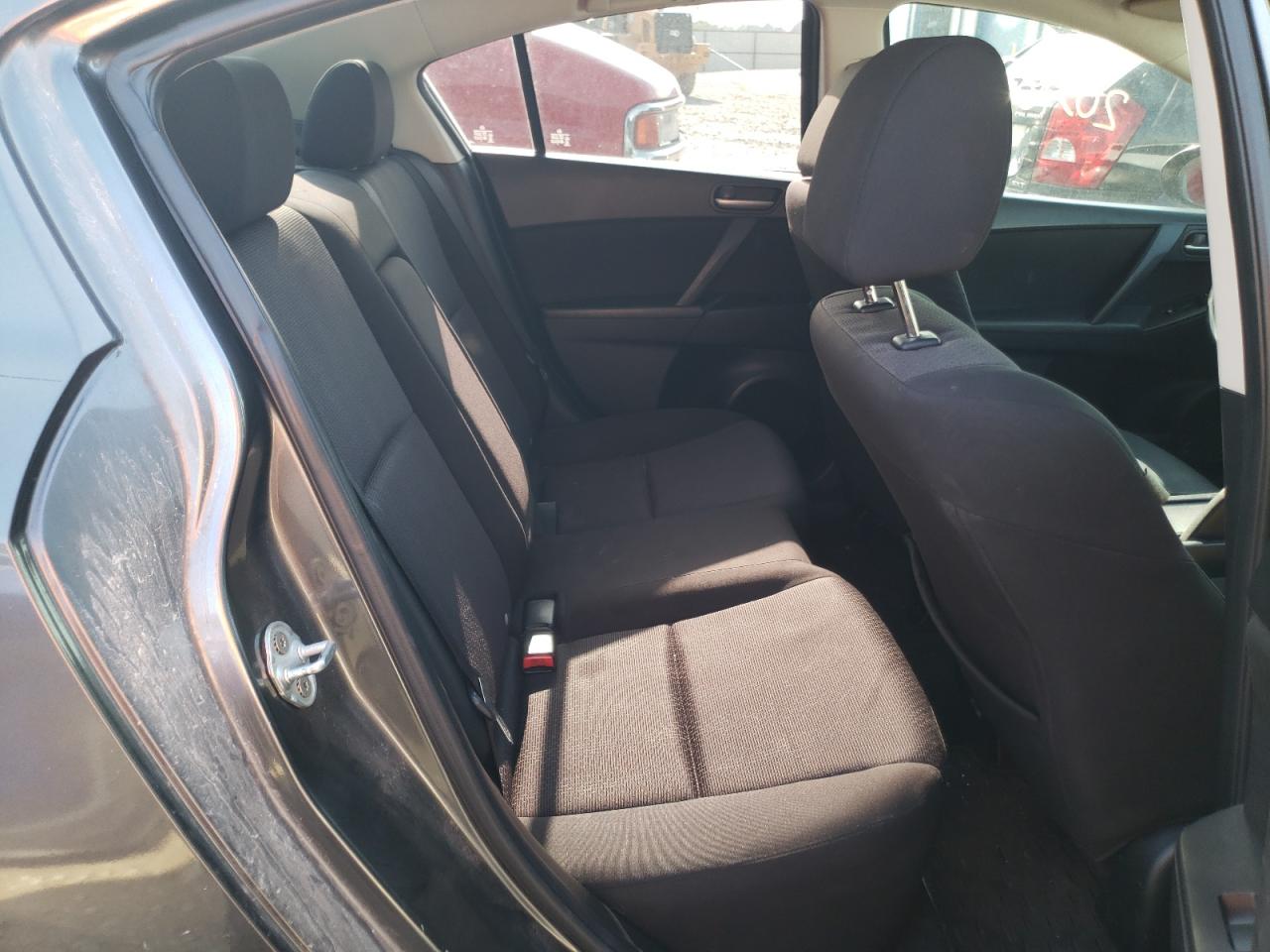 Photo 6 from auction – 2010 MAZDA 3 I with VIN JM1BL1SG5A1104852