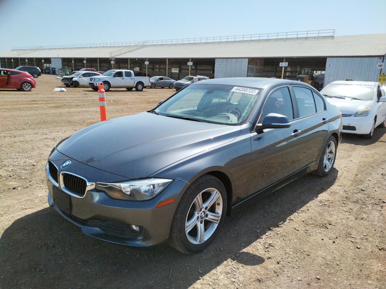 Photo 2 from auction – 2014 BMW 320 I with VIN WBA3B1G57ENS80294