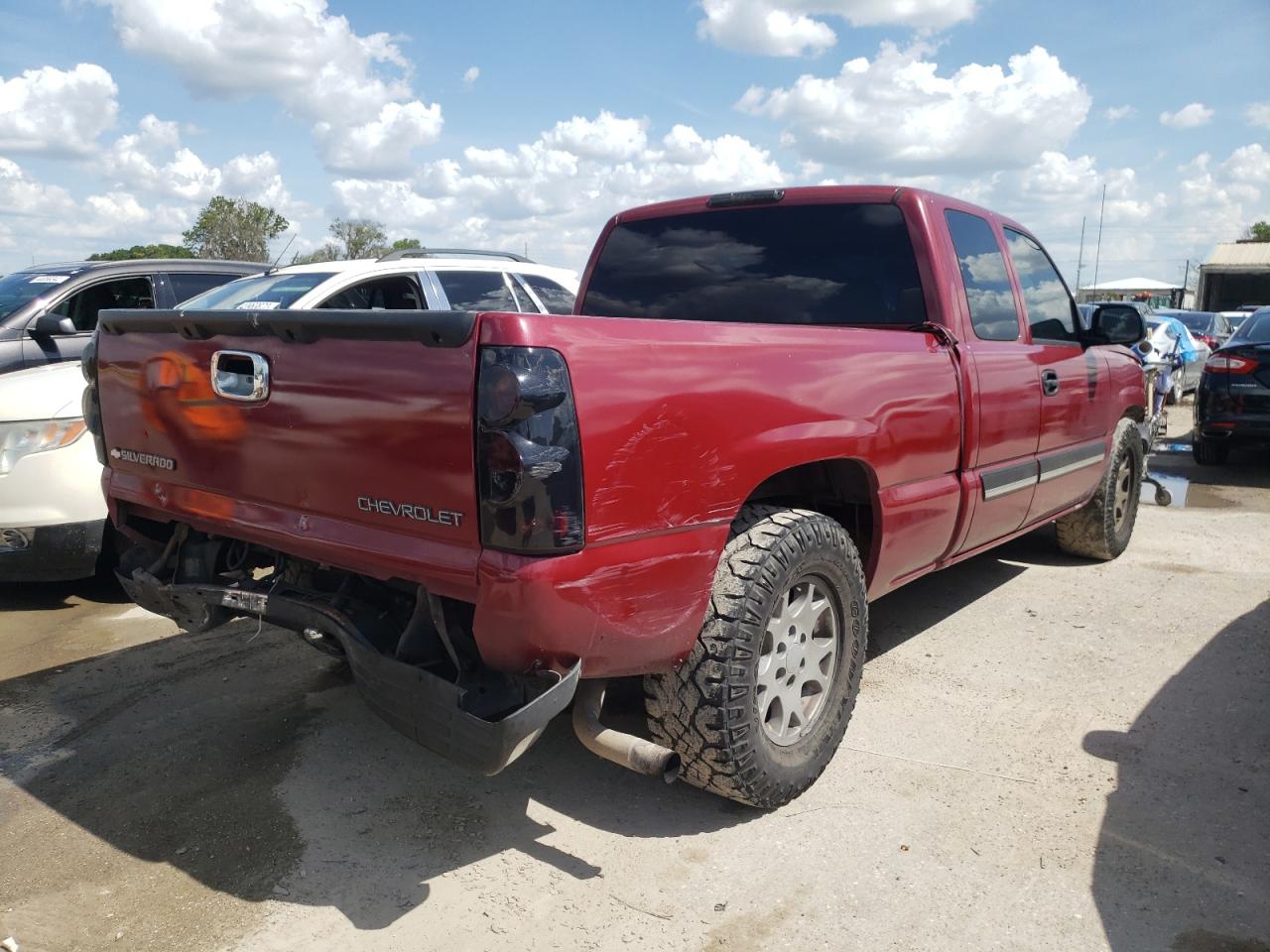 Photo 4 from auction – 2004 CHEVROLET SILVERADO with VIN 2GCEC19V041153070