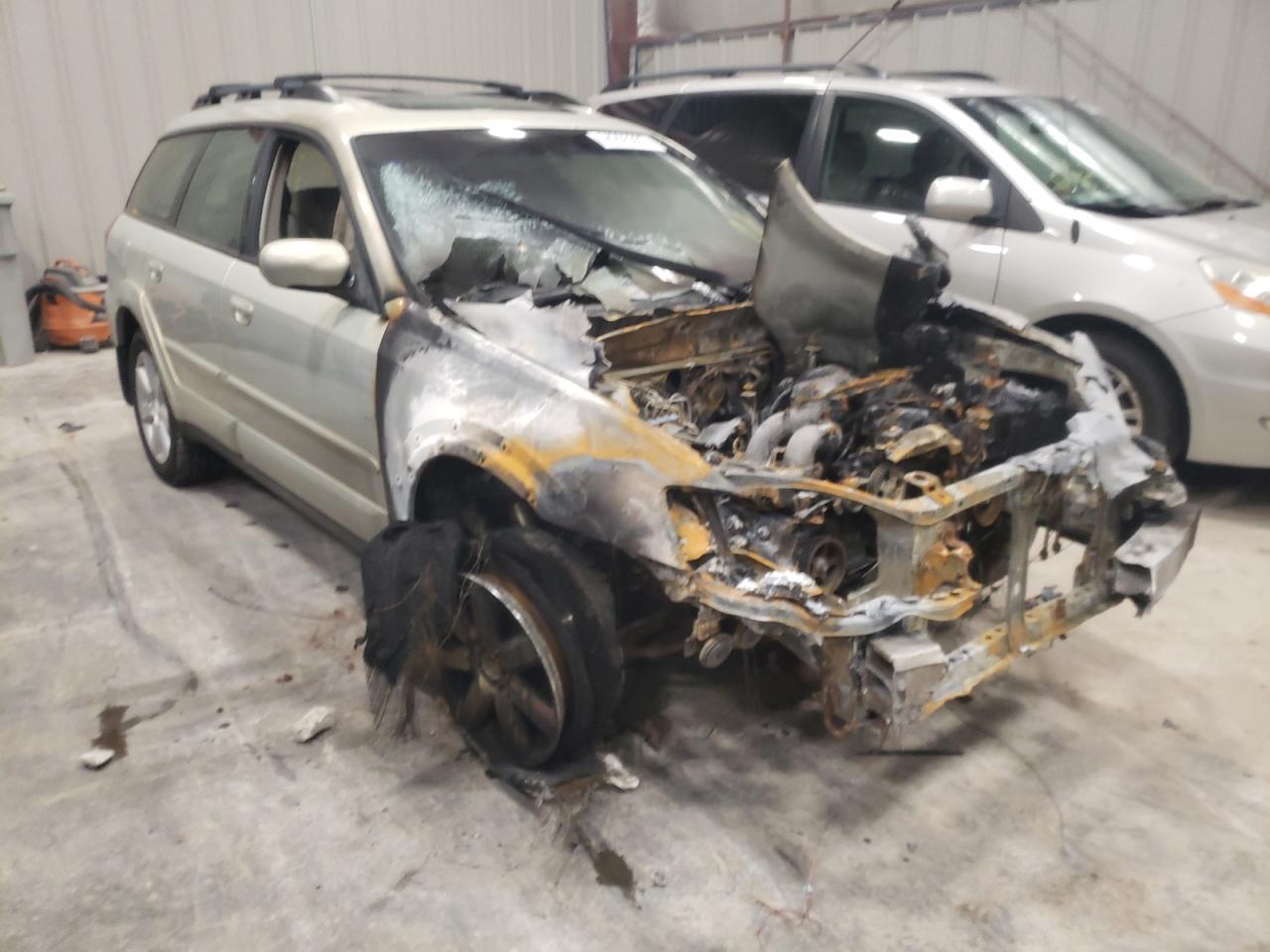 SUBARU LEGACY OUT 2006 with VIN 4S4BP62C867335243 - Photo from auction