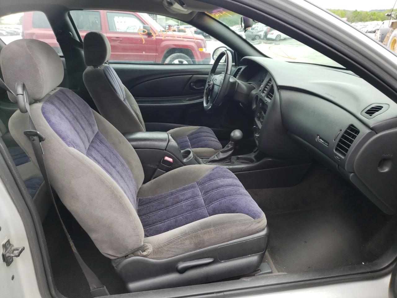 Photo 5 from auction – 2004 CHEVROLET MONTE CARL with VIN 2G1WW12E949190215