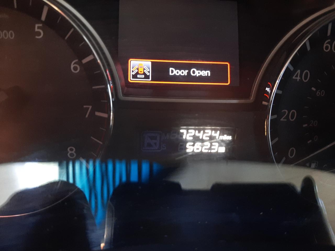 Photo 8 from auction – 2015 NISSAN PATHFINDER with VIN 5N1AR2MN4FC636113