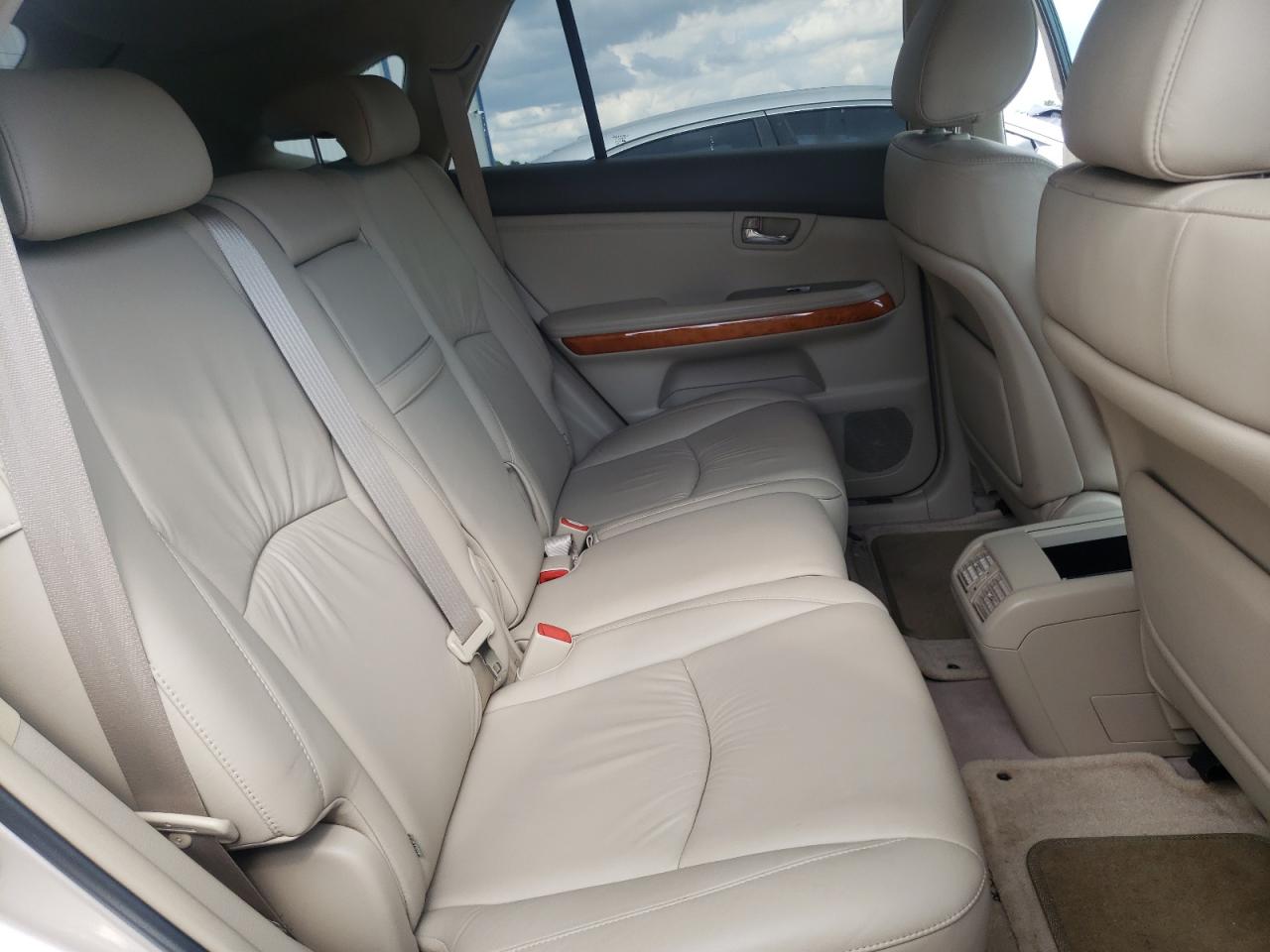 Photo 6 from auction – 2004 LEXUS RX 330 with VIN 2T2GA31U44C009774