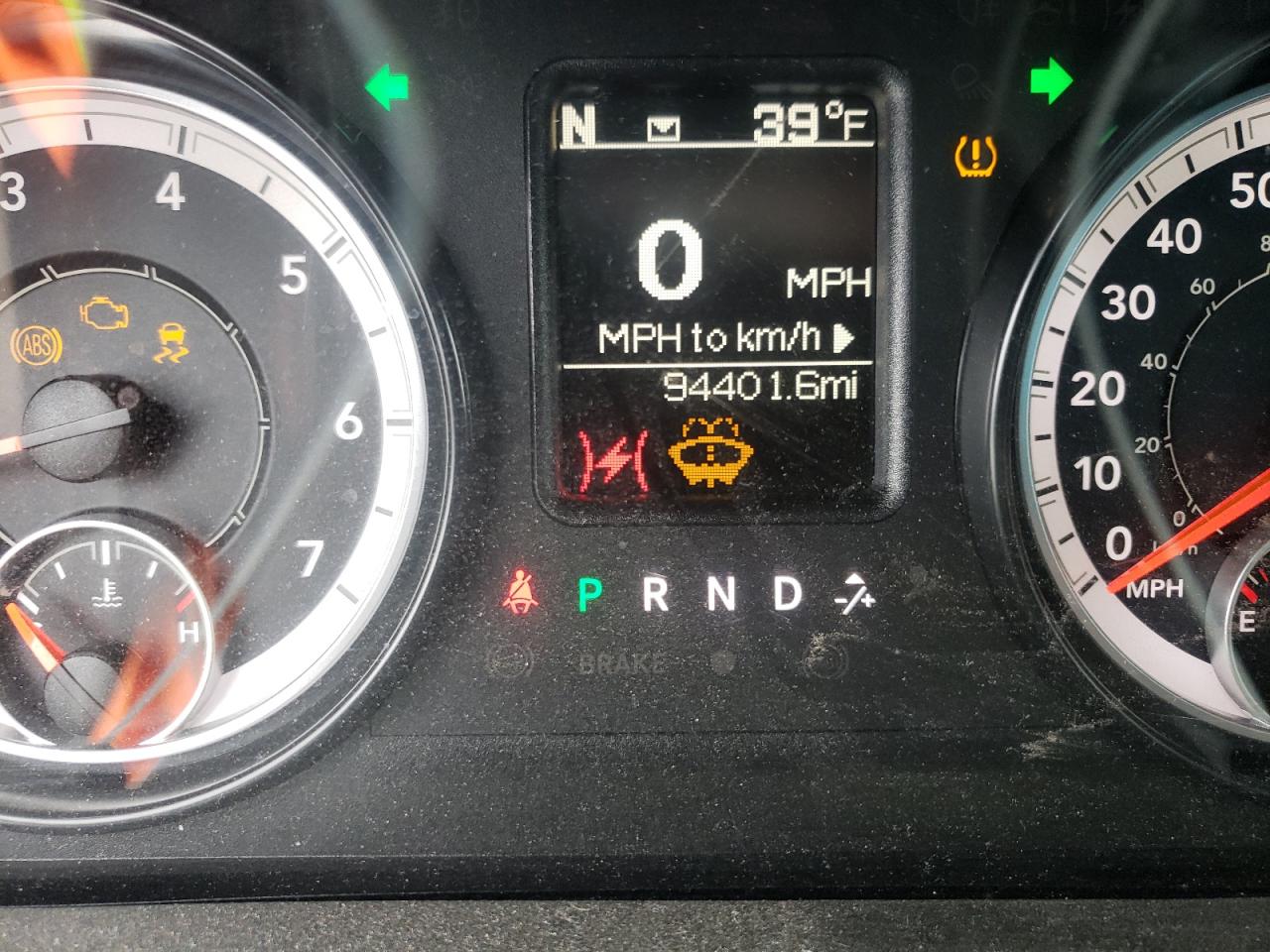 Photo 8 from auction – 2016 RAM 1500 ST with VIN 1C6RR7FT4GS123605