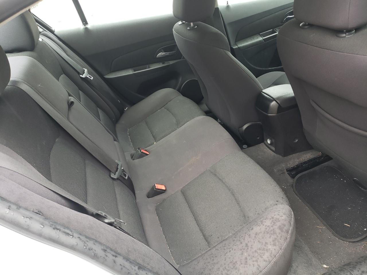 Photo 6 from auction – 2015 CHEVROLET SEDAN with VIN 1G1PC5SB0F7238702