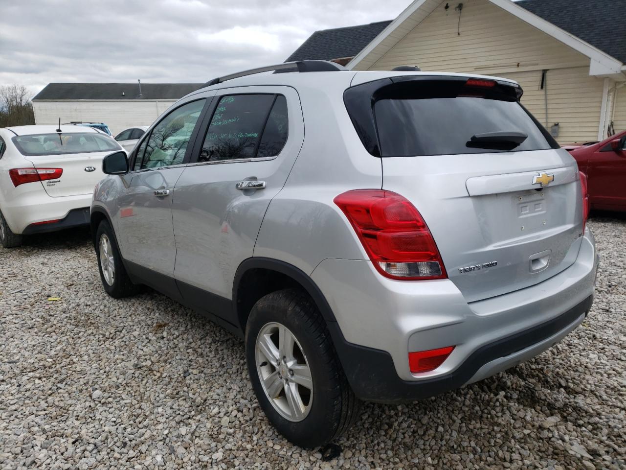 Photo 3 from auction – 2017 CHEVROLET TRAX 1LT with VIN KL7CJPSB2HB109722