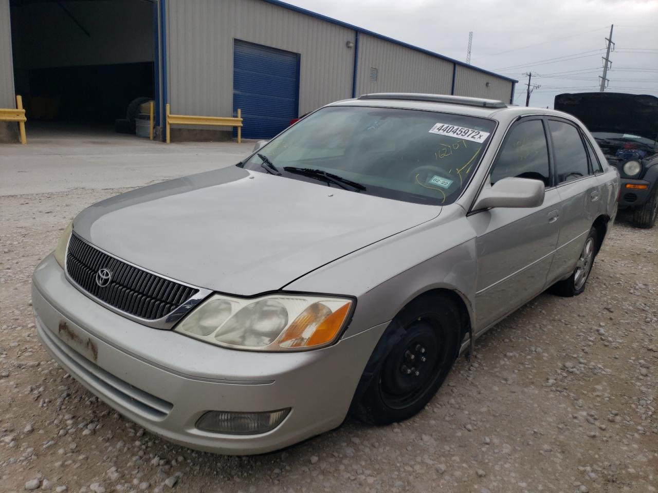 Photo 9 from auction – 2001 TOYOTA AVALON XL with VIN 4T1BF28B51U162107
