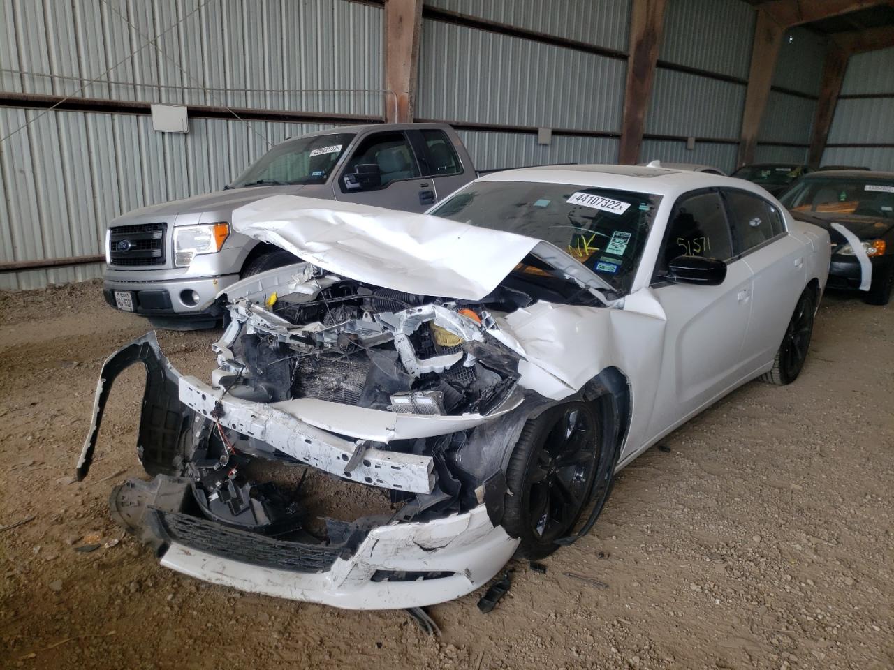Photo 2 from auction – 2018 DODGE CHARGER SX with VIN 2C3CDXHG7JH206493