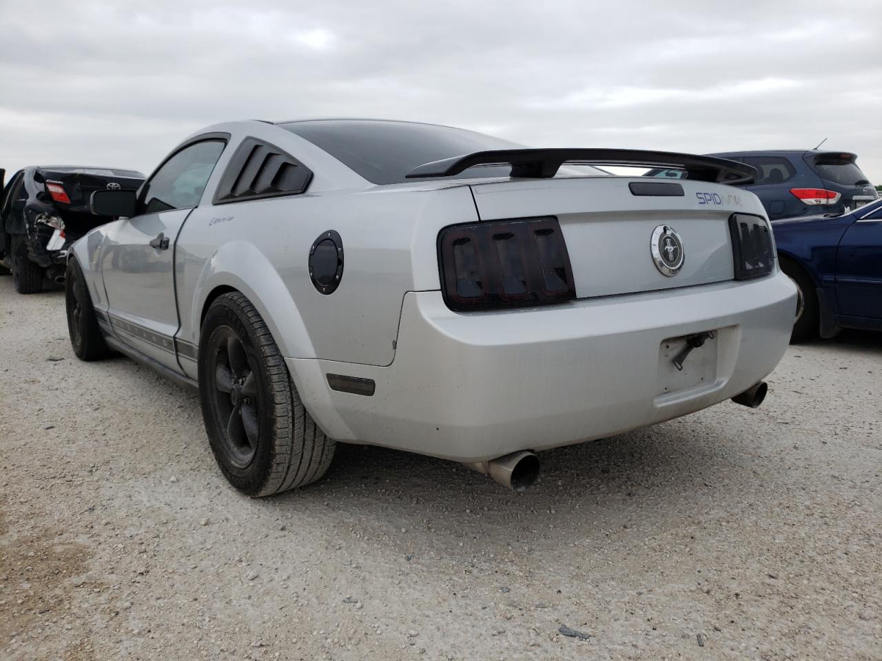 Photo 3 from auction – 2007 FORD MUSTANG with VIN 1ZVFT80N275302203