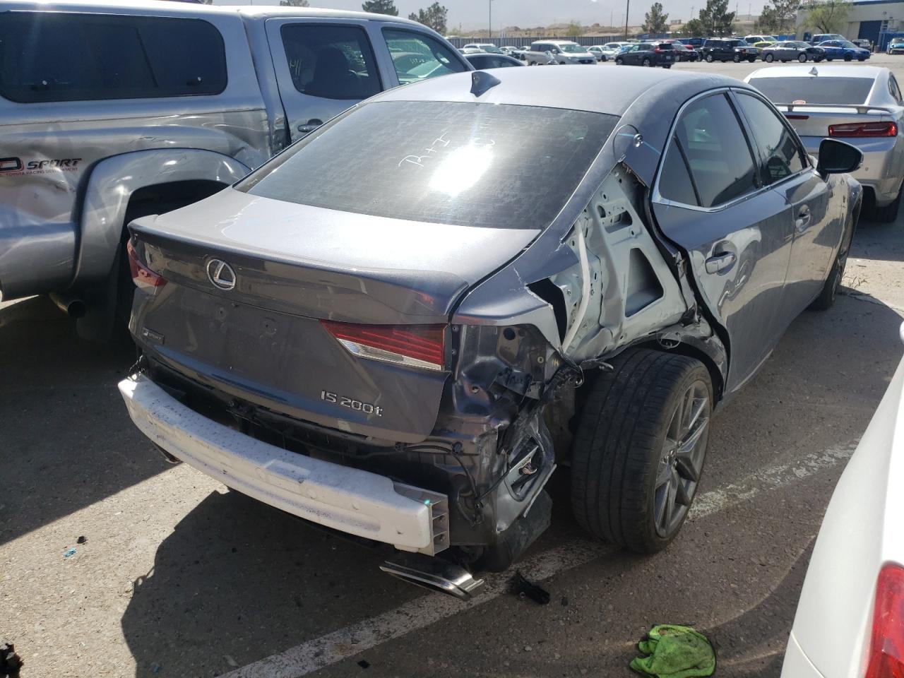 Photo 4 from auction – 2017 LEXUS IS 200T with VIN JTHBA1D27H5050799