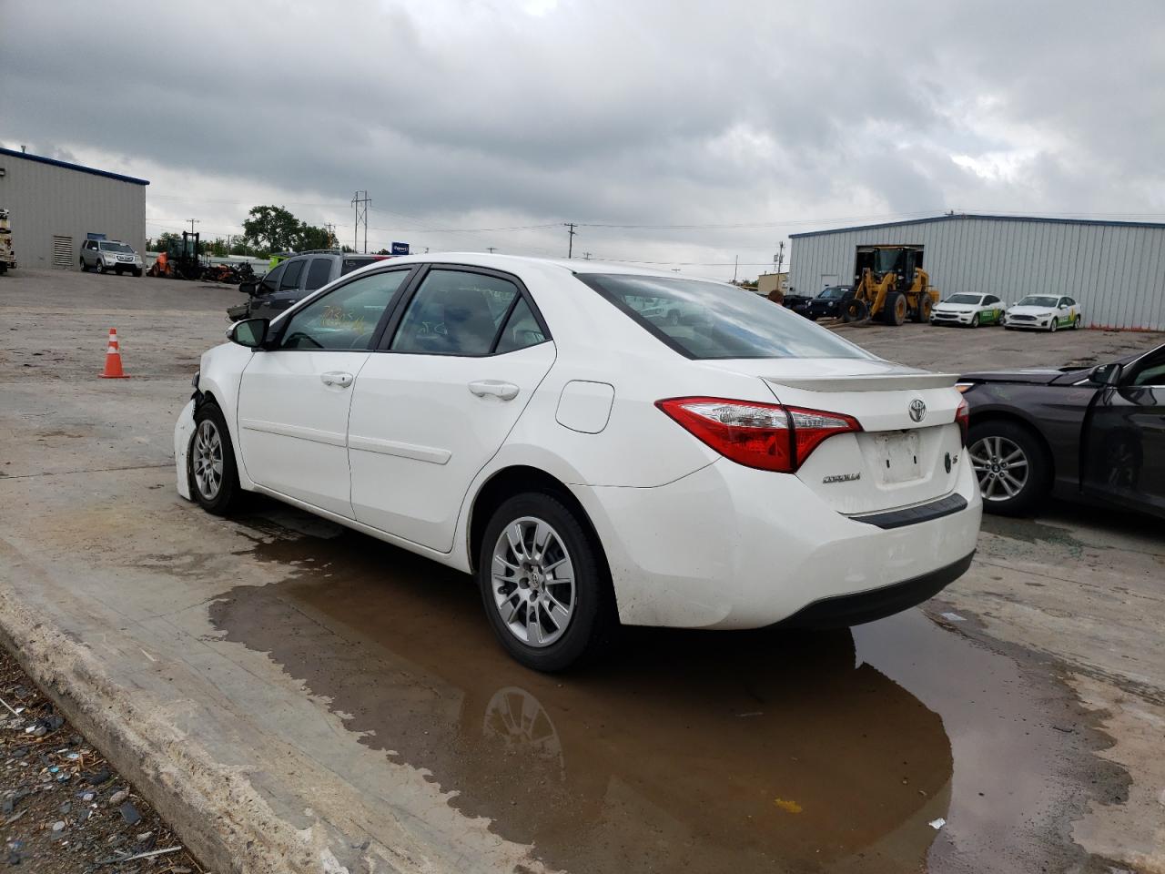 Photo 3 from auction – 2015 TOYOTA COROLLA L with VIN 5YFBURHE4FP344222