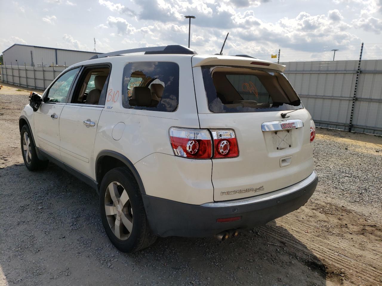Photo 3 from auction – 2010 GMC ACADIA SLT with VIN 1GKLRMED3AJ213238