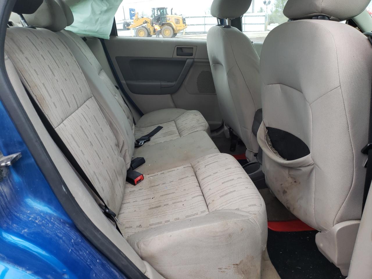 Photo 6 from auction – 2011 FORD FOCUS SE with VIN 1FAHP3FN9BW195203