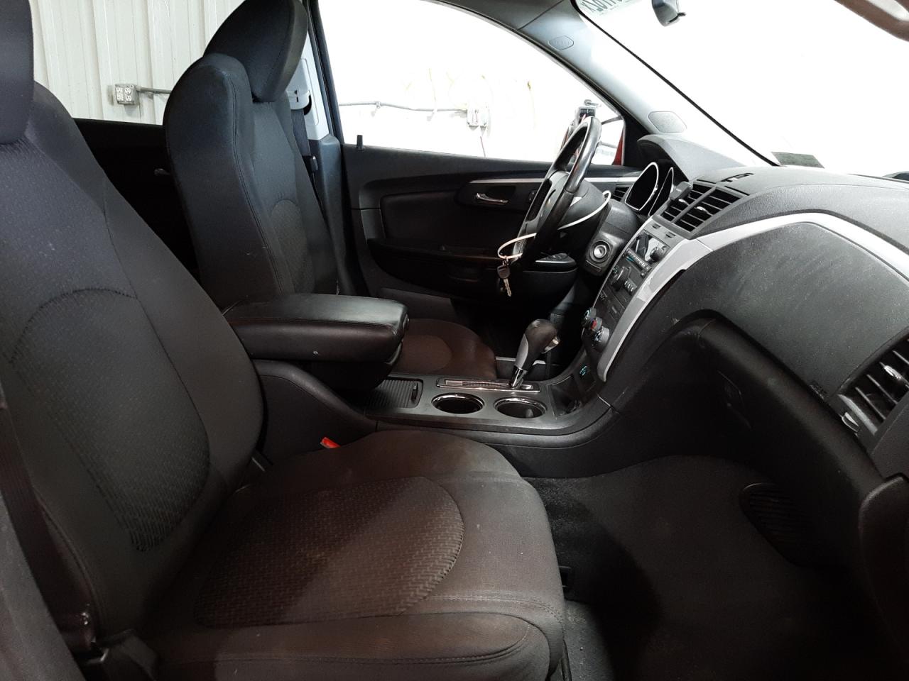 Photo 5 from auction – 2012 CHEVROLET TRAVERSE L with VIN 1GNKVGED9CJ357374