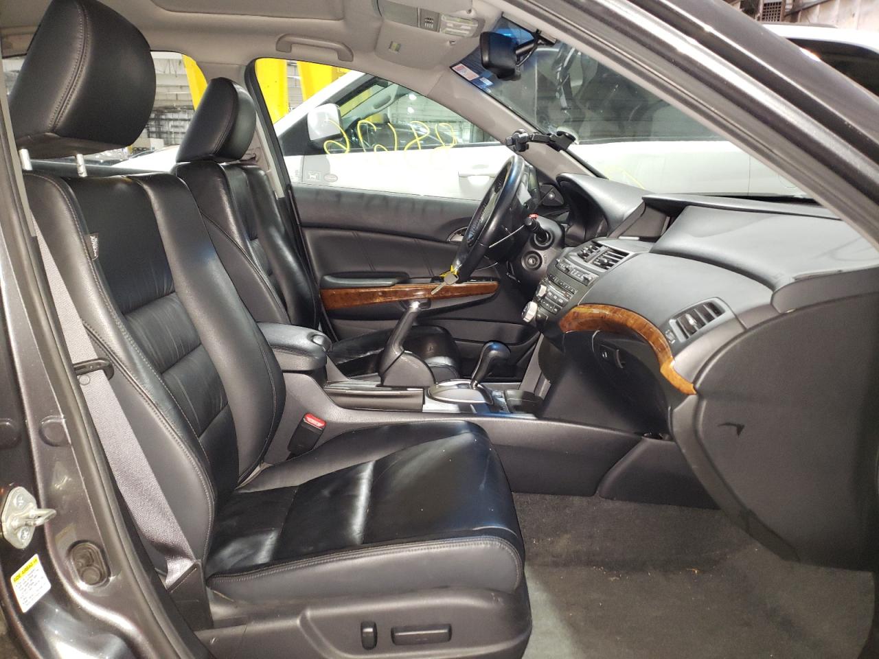 Photo 5 from auction – 2011 HONDA ACCORD EXL with VIN 1HGCP2F84BA005329