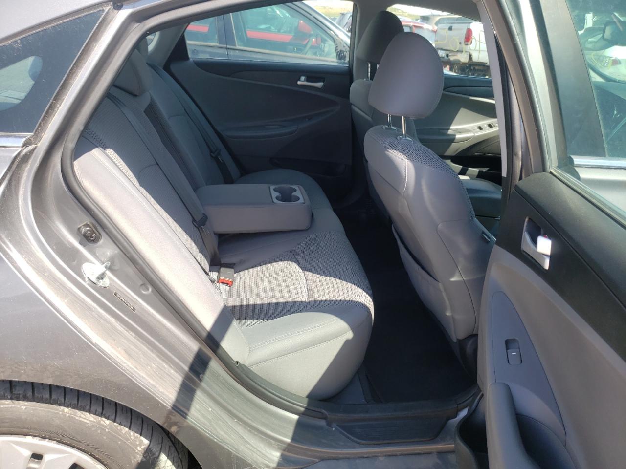 Photo 6 from auction – 2012 HYUNDAI SONATA GLS with VIN 5NPEB4AC7CH461316